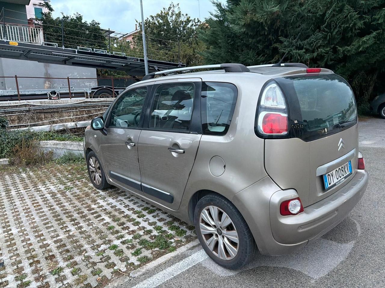 Citroen C3 Picasso 1.4 VTi 95 Exclusive Style GPL