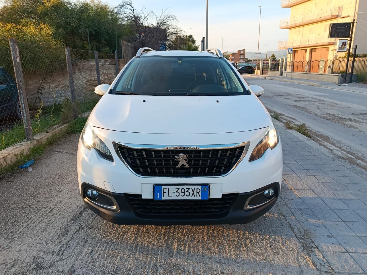 Peugeot 2008 BlueHDi 100 Active