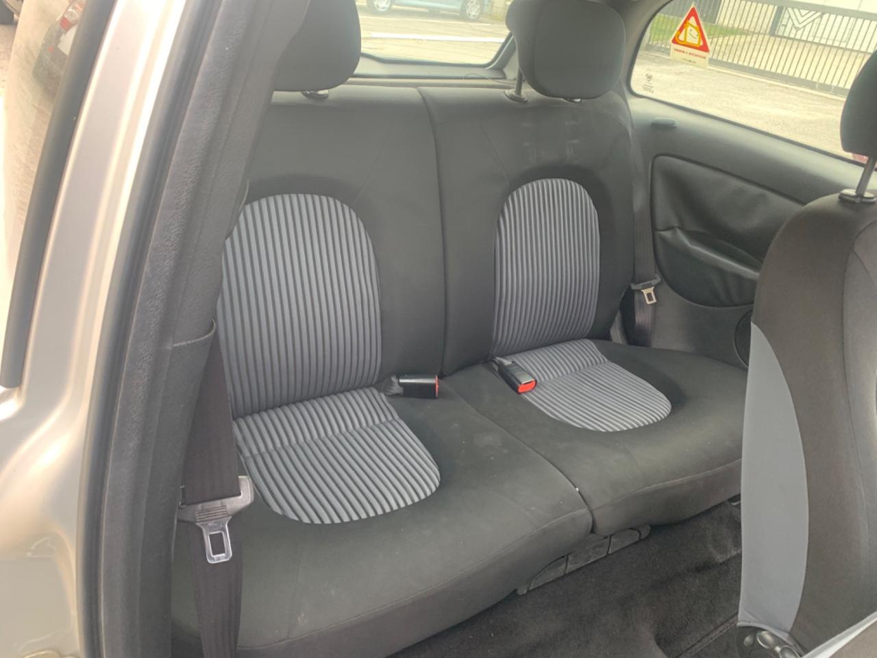 Lancia Ypsilon 1.2 Argento