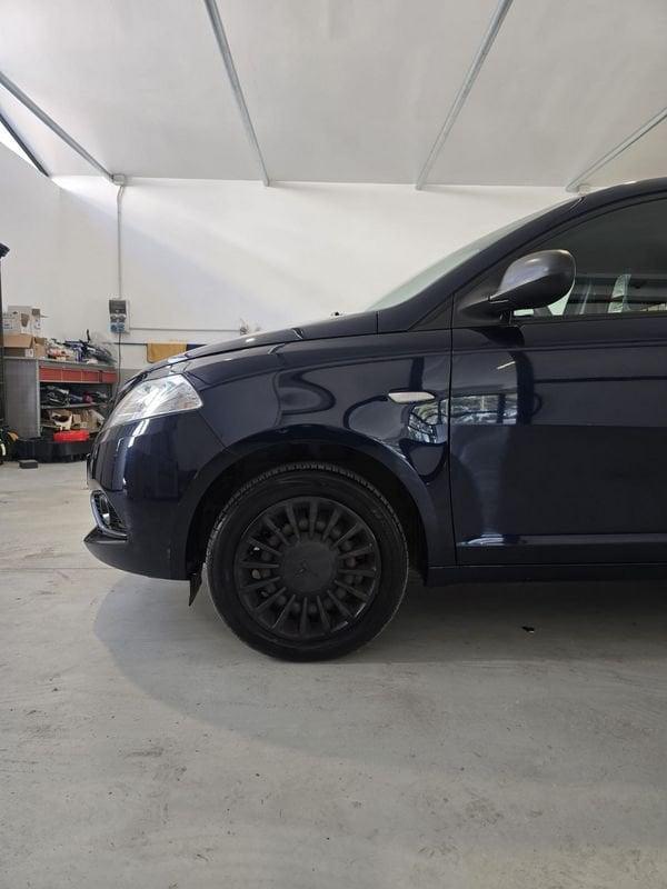 Lancia Ypsilon 1.2 69cv Platinum