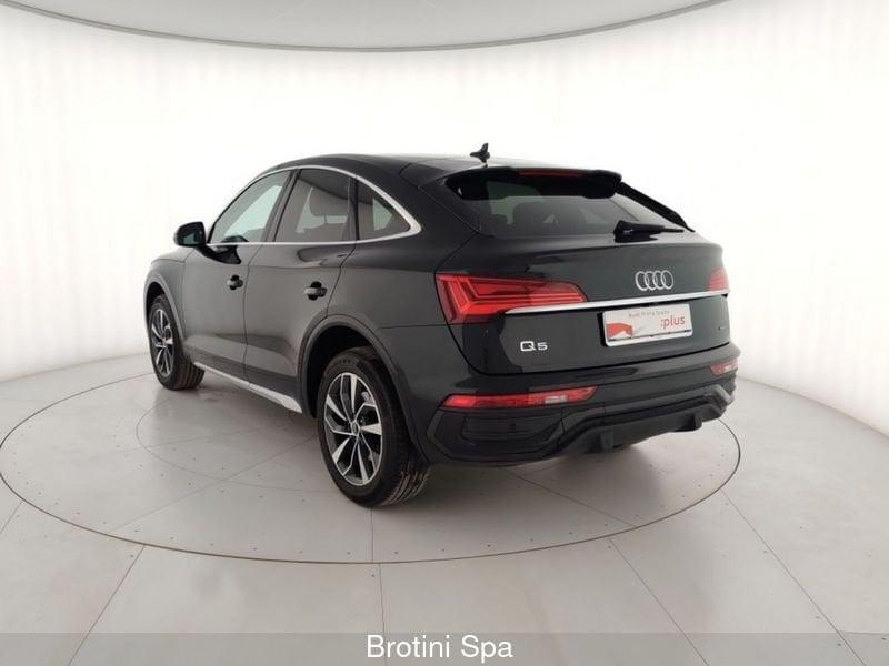 Audi Q5 Sportback 40 TDI Busin. Advanced quattro S tronic