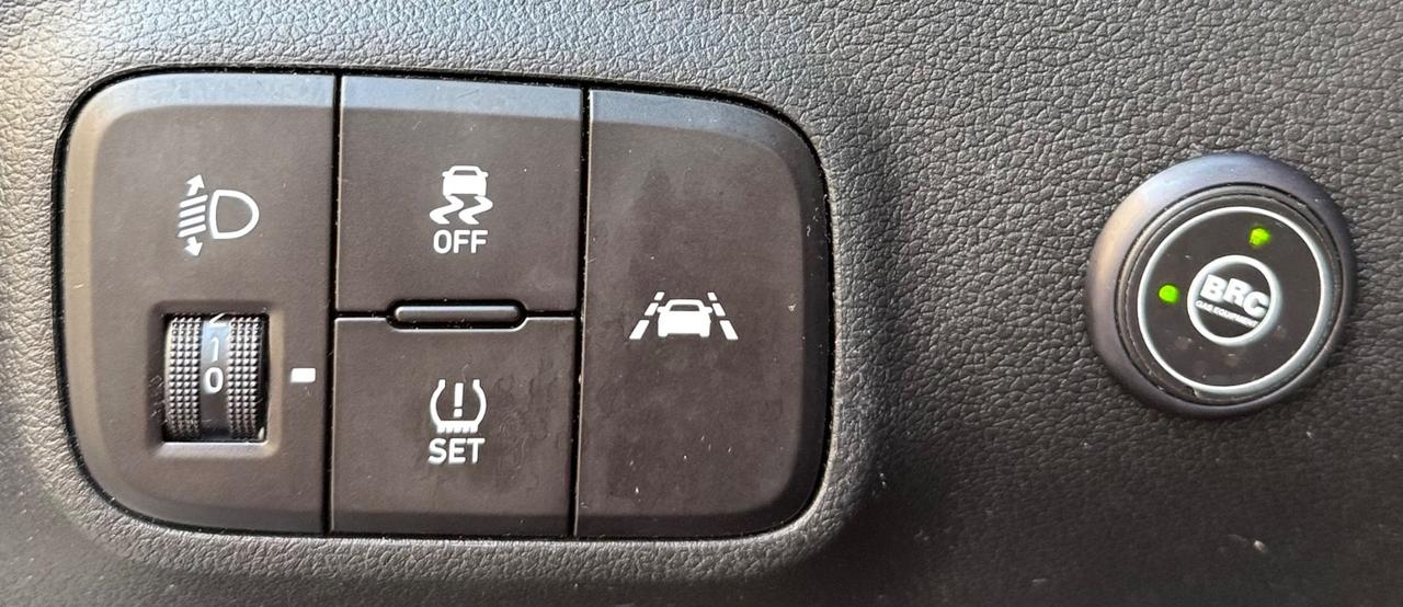 Hyundai I10 1.0 Gpl Econext Tech 67 Cv