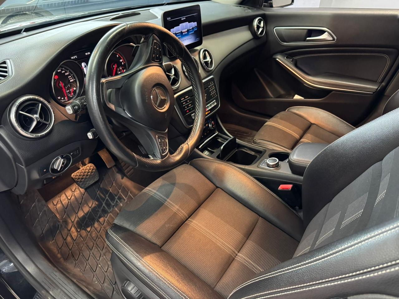 Mercedes-benz CLA 220 200 d S.W. Automatic Premium