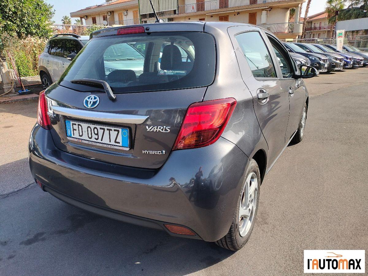 TOYOTA - Yaris 1.5 hybrid Business 5p