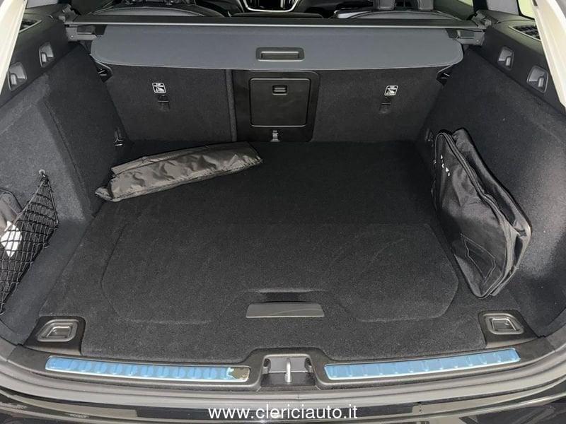 Volvo V60 Cross Country B4 (d) AWD automatico Plus