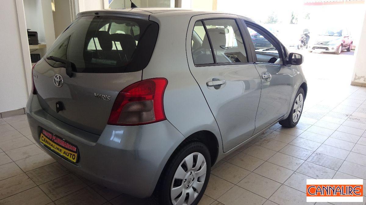 TOYOTA - Yaris - 1.0 5p. Sol