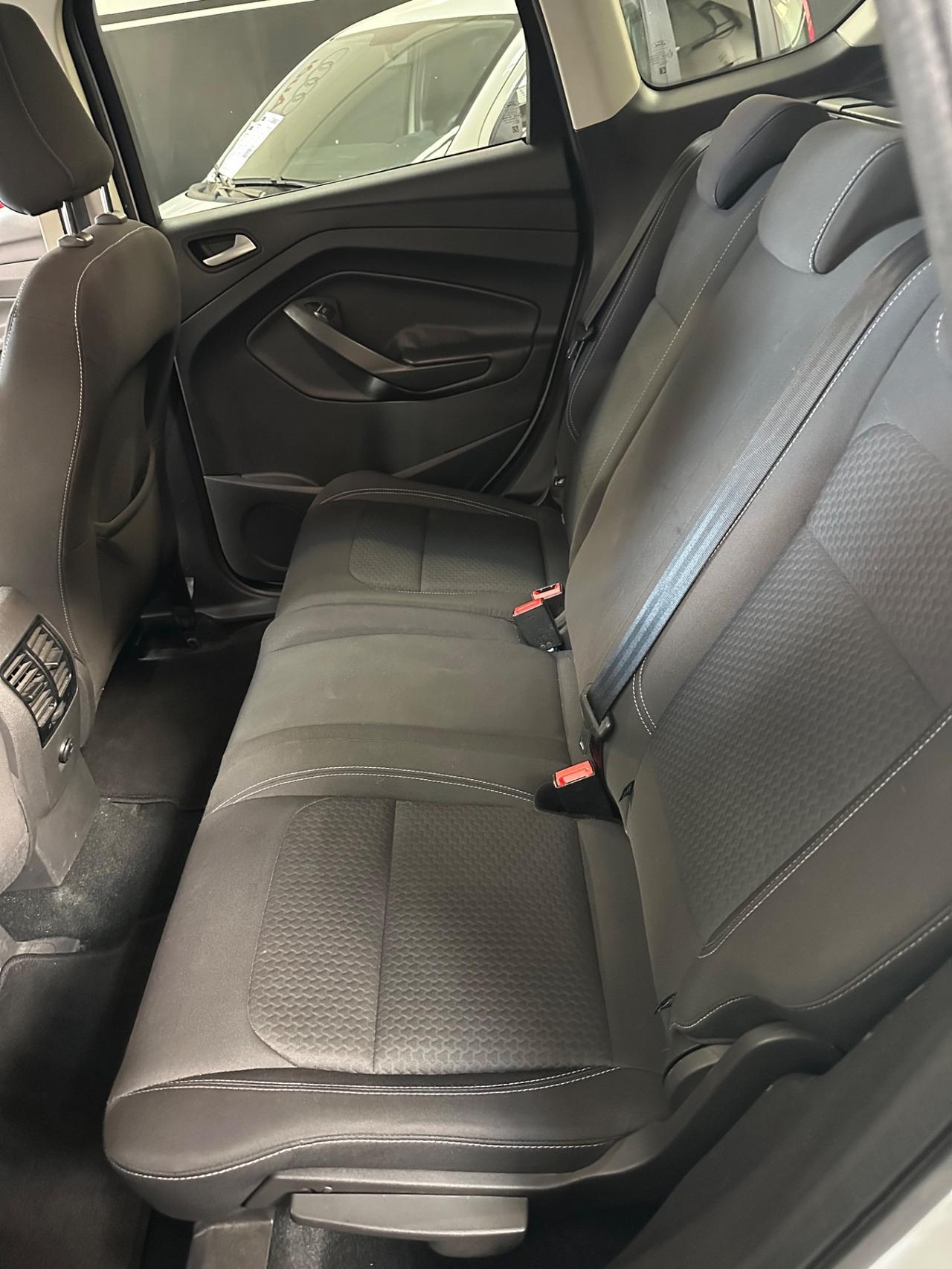 Ford Kuga 1.5 EcoBoost 120 CV S&S 2WD Titanium