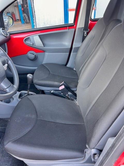 Toyota Aygo 1.0 12V VVT-i 3 porte Sol GPL