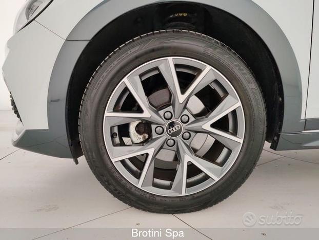 Audi A1 citycarver 30 TFSI S tronic Admired