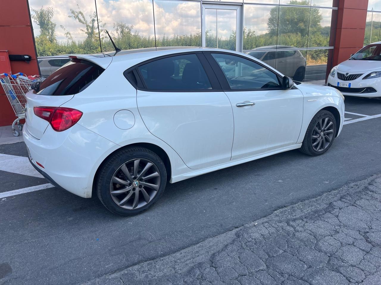 Alfa Romeo Giulietta 1.6 JTDm-2 105 CV Exclusive 2013 238.000 KM