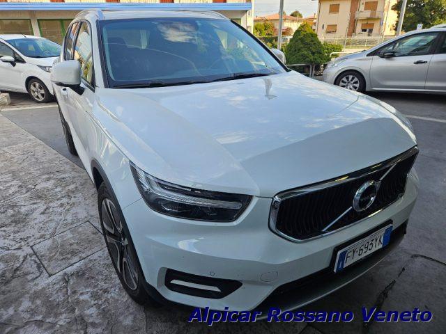 VOLVO XC40 D3 AWD Geartronic Momentum