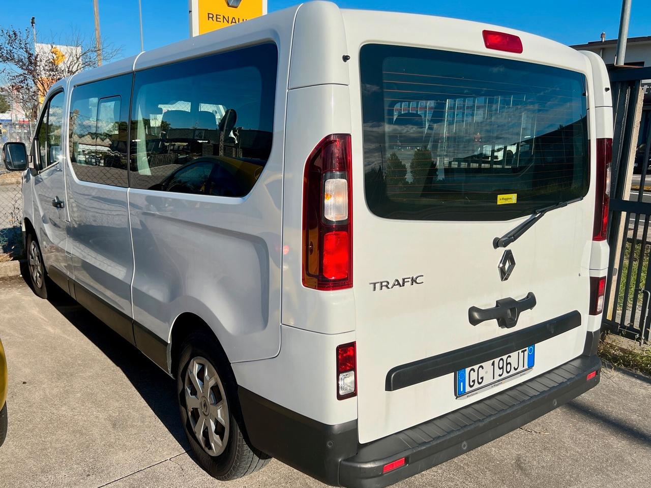Renault Trafic 2.0 BluedCi 110 Zen pulmino 9 posti