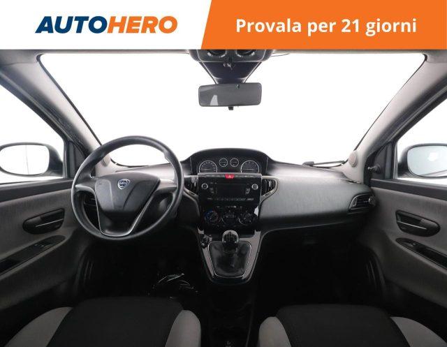 LANCIA Ypsilon 1.2 69 CV 5 porte Silver