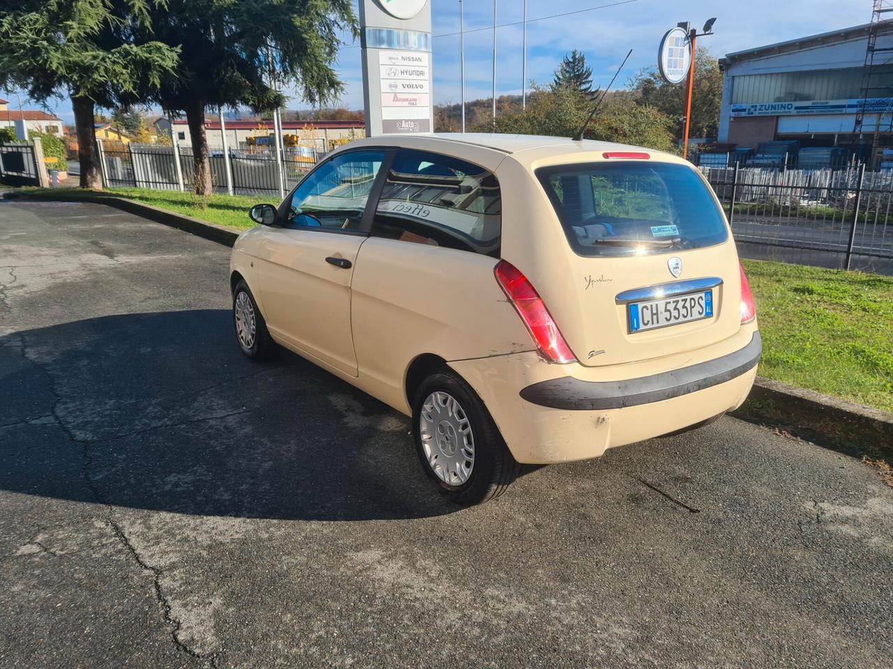 Lancia Y 1.2i cat LS