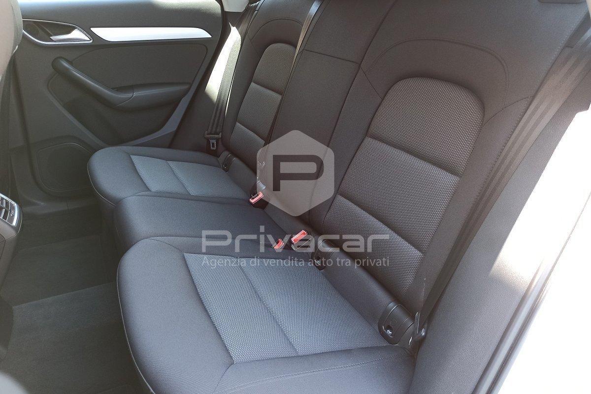AUDI Q3 2.0 TDI 150 CV quattro S tronic Business