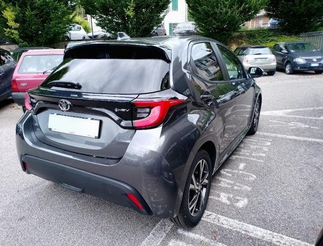 TOYOTA Yaris 1.5 Hybrid 5 porte Neopatentati