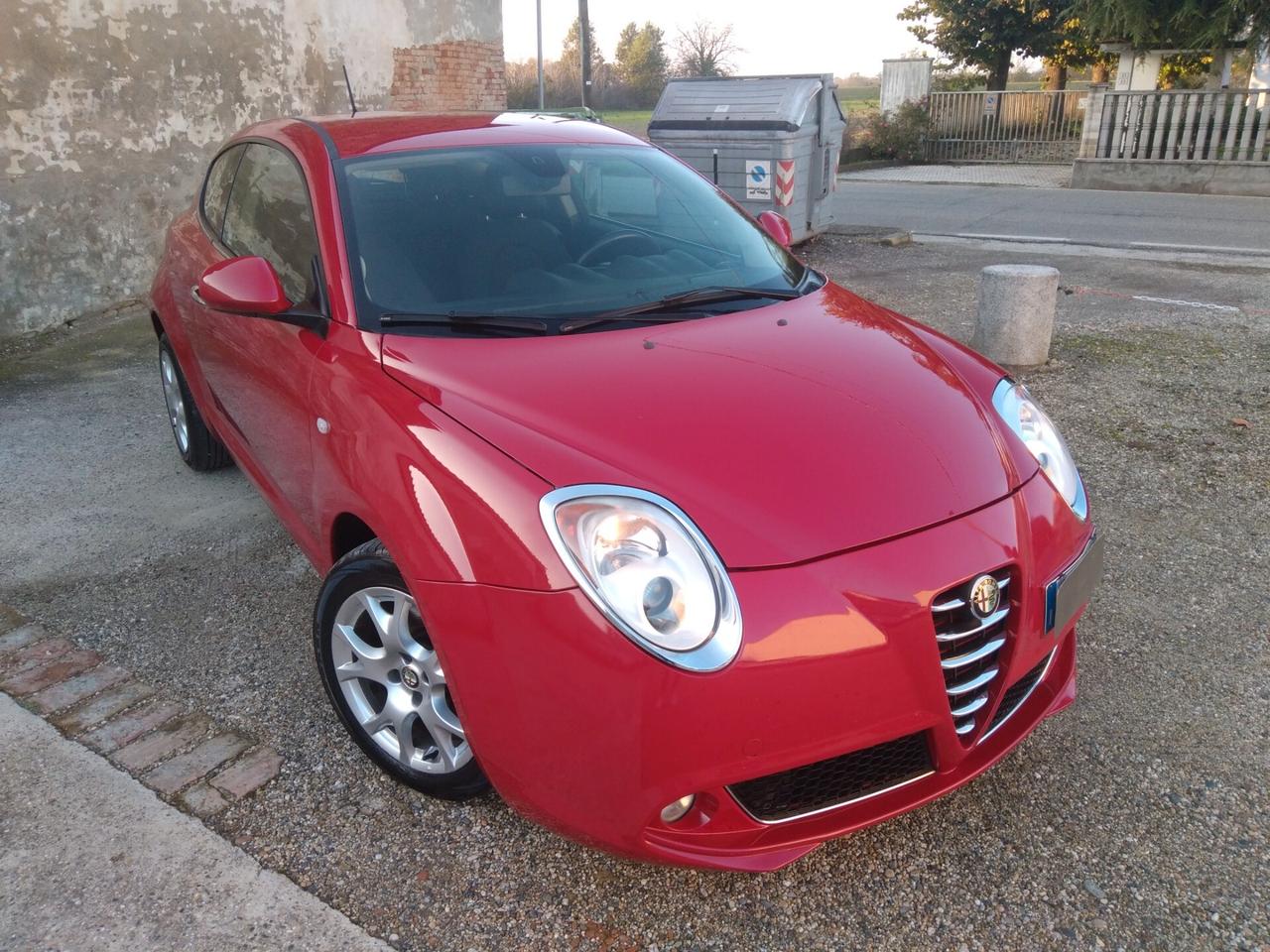 Alfa Romeo MiTo 1.3 JTDm-2 95 CV S&S Distinctive Sport Pack