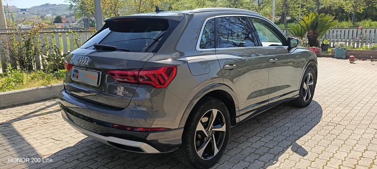 Audi Q3 35 2.0 tdi Business Advanced s-tron ProMMo