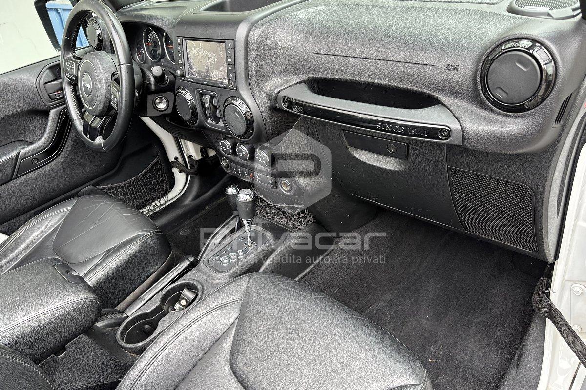 JEEP Wrangler Unlimited 2.8 CRD DPF Sahara Auto