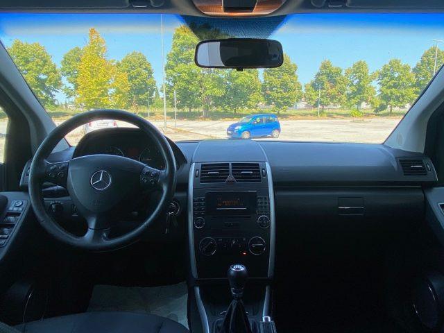 MERCEDES-BENZ A 180 CDI Elegance