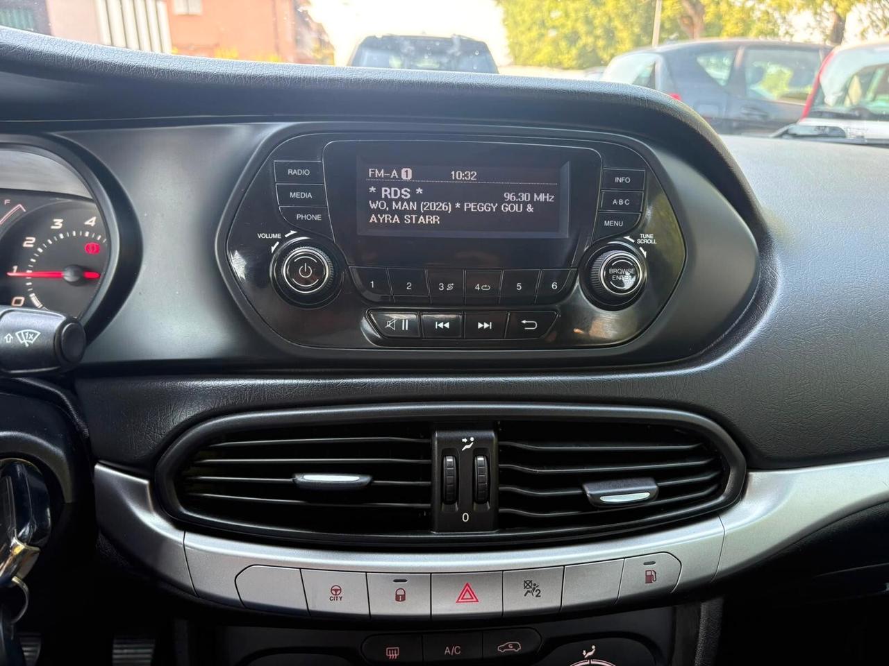 Fiat Tipo 1.4 T-Jet 120CV GPL SW Lounge