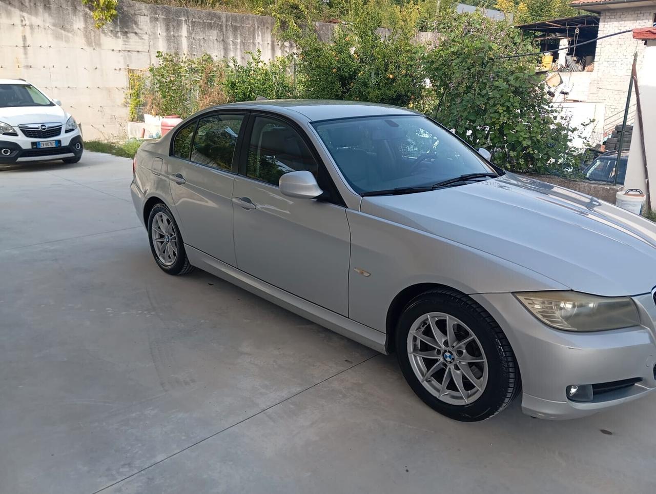 320i cat Futura"CERTIFICATA BMW"