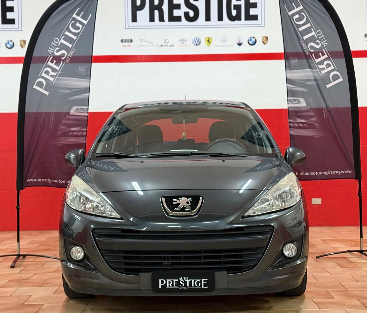 Peugeot 207 1.4 16V 75CV 5p. Benzina/GPL OK NEOPATENTATI
