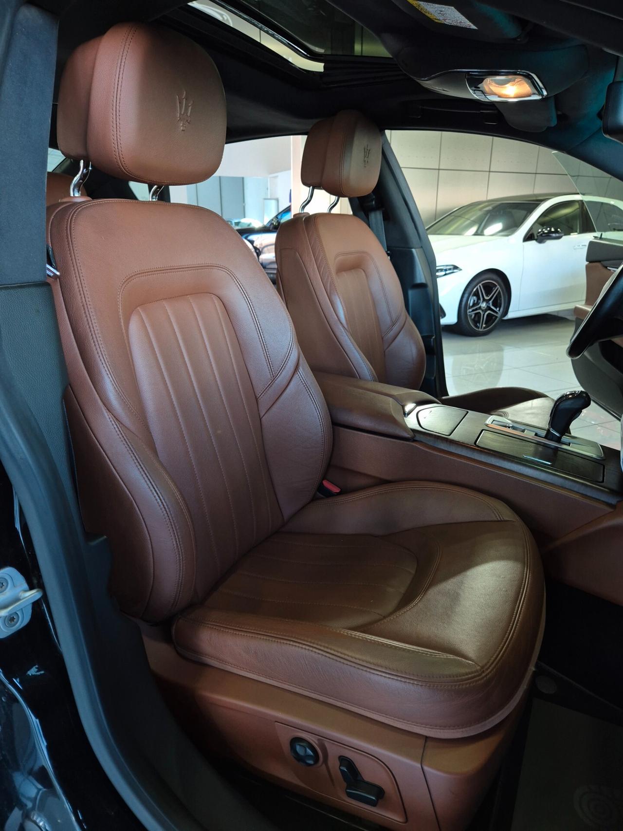 Maserati Quattroporte 3.0 275cv SoundV8+TettoApribile GommataTagliandata