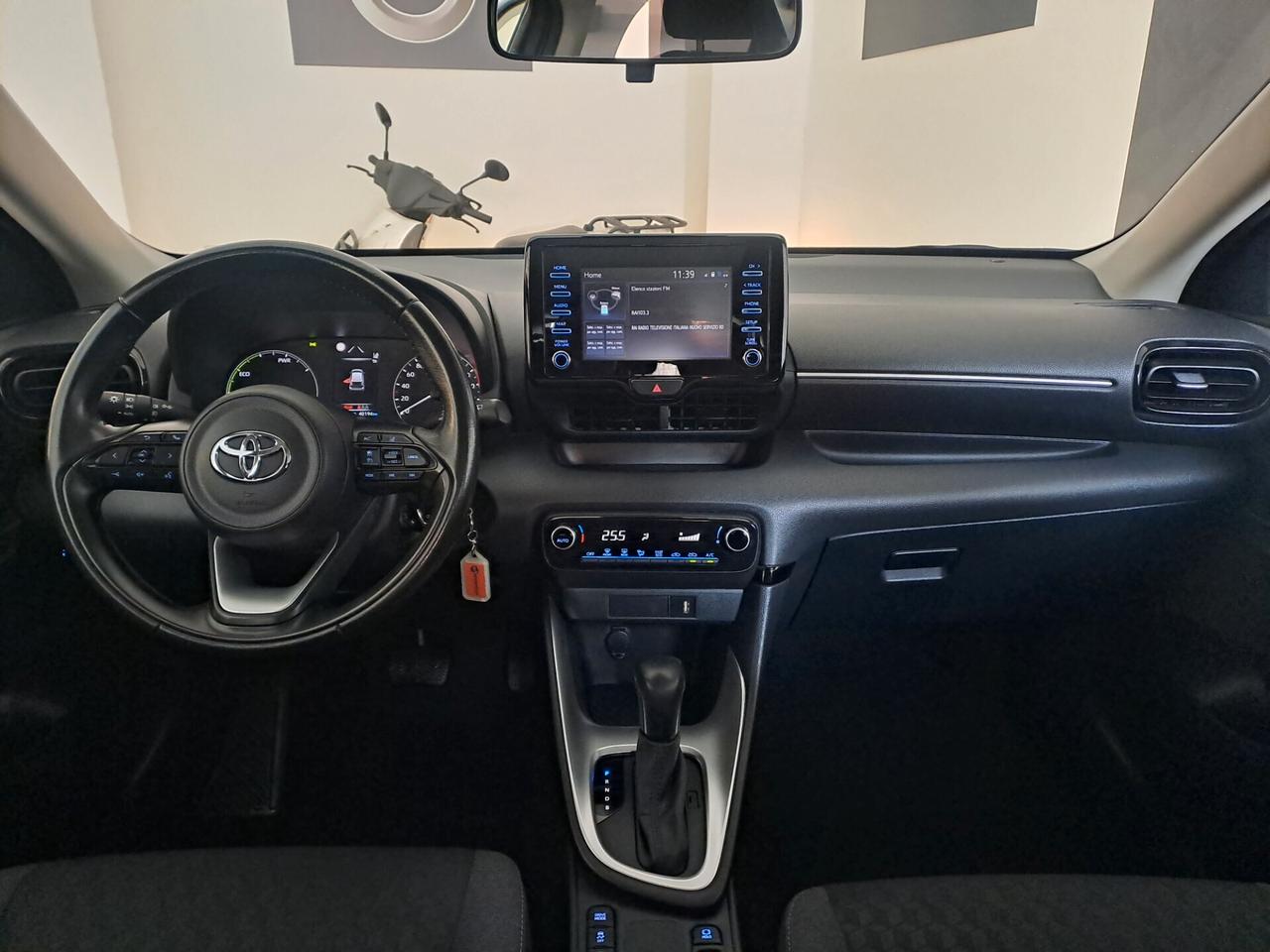 Toyota Yaris 1.5 Hybrid 5 porte Business