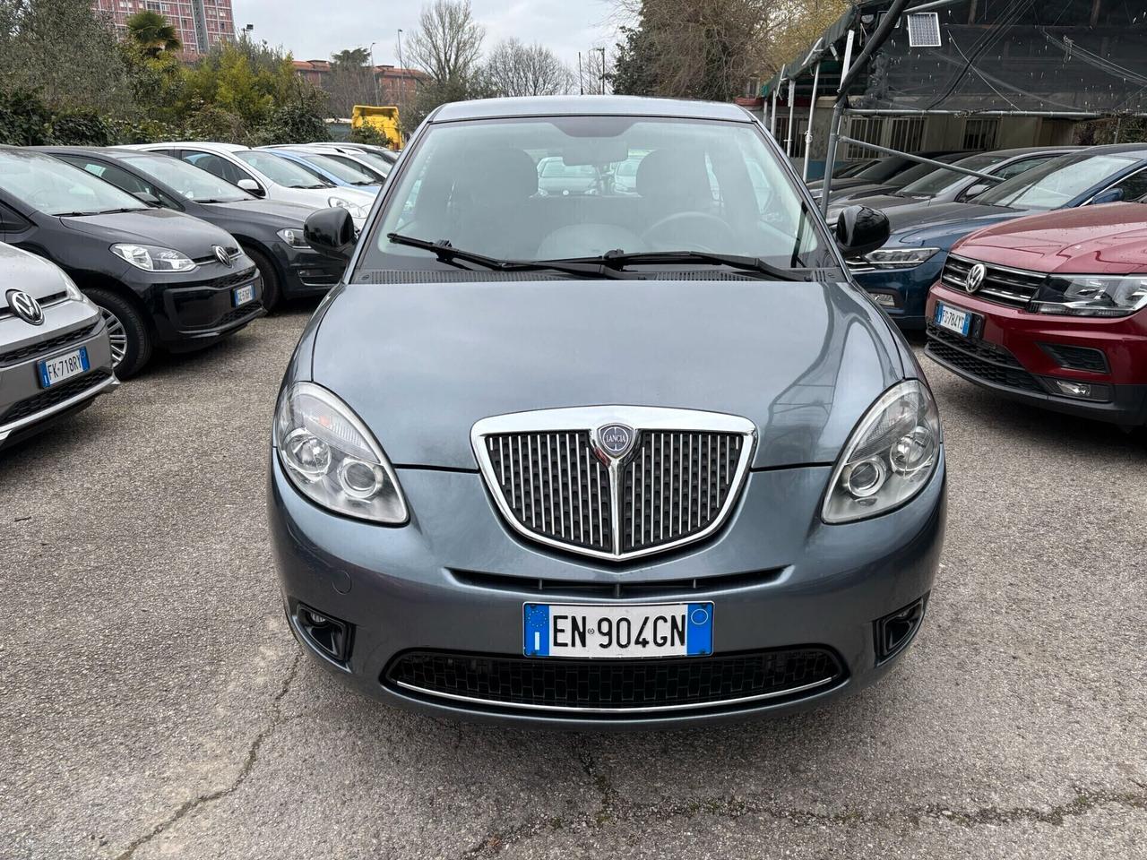 Lancia Ypsilon 1.2 69 CV Unyca OK Neopatentati