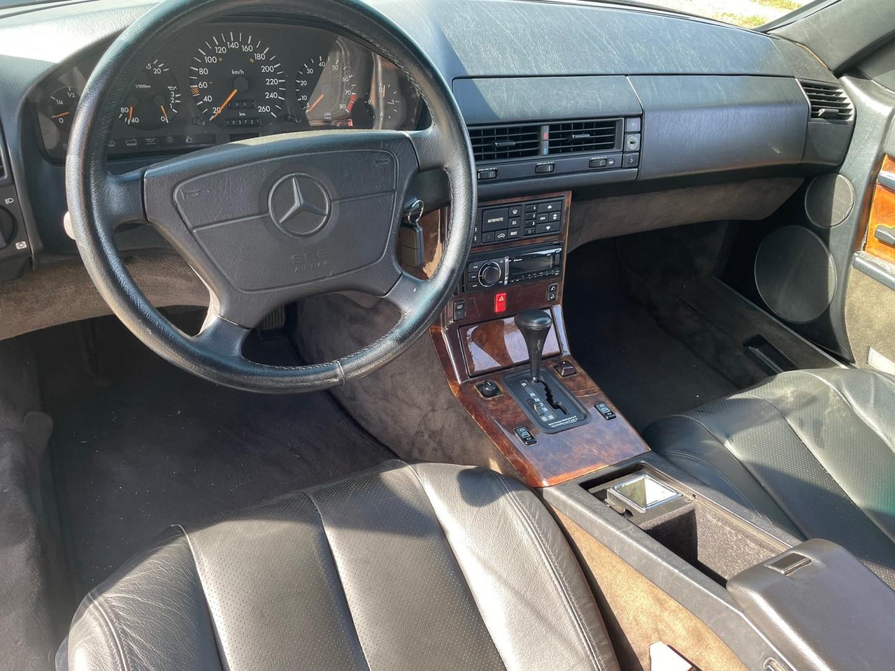 Mercedes-Benz SL 300