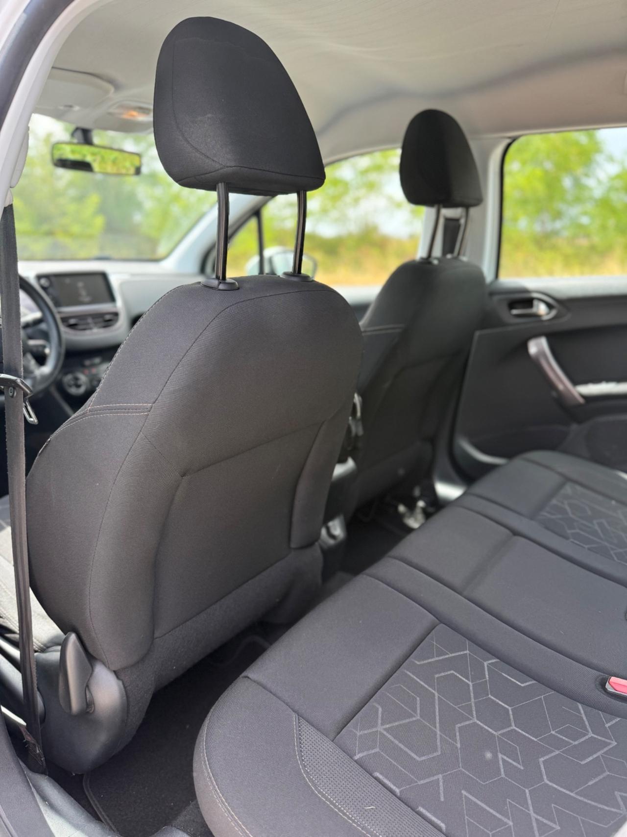 Peugeot 2008 1.4 HDi 68CV Active