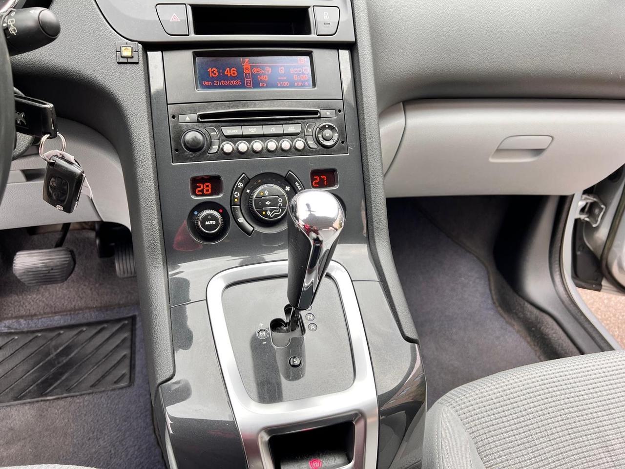 Peugeot 5008 1.6 e-HDi 115CV Stop&Start cambio automatico Allure
