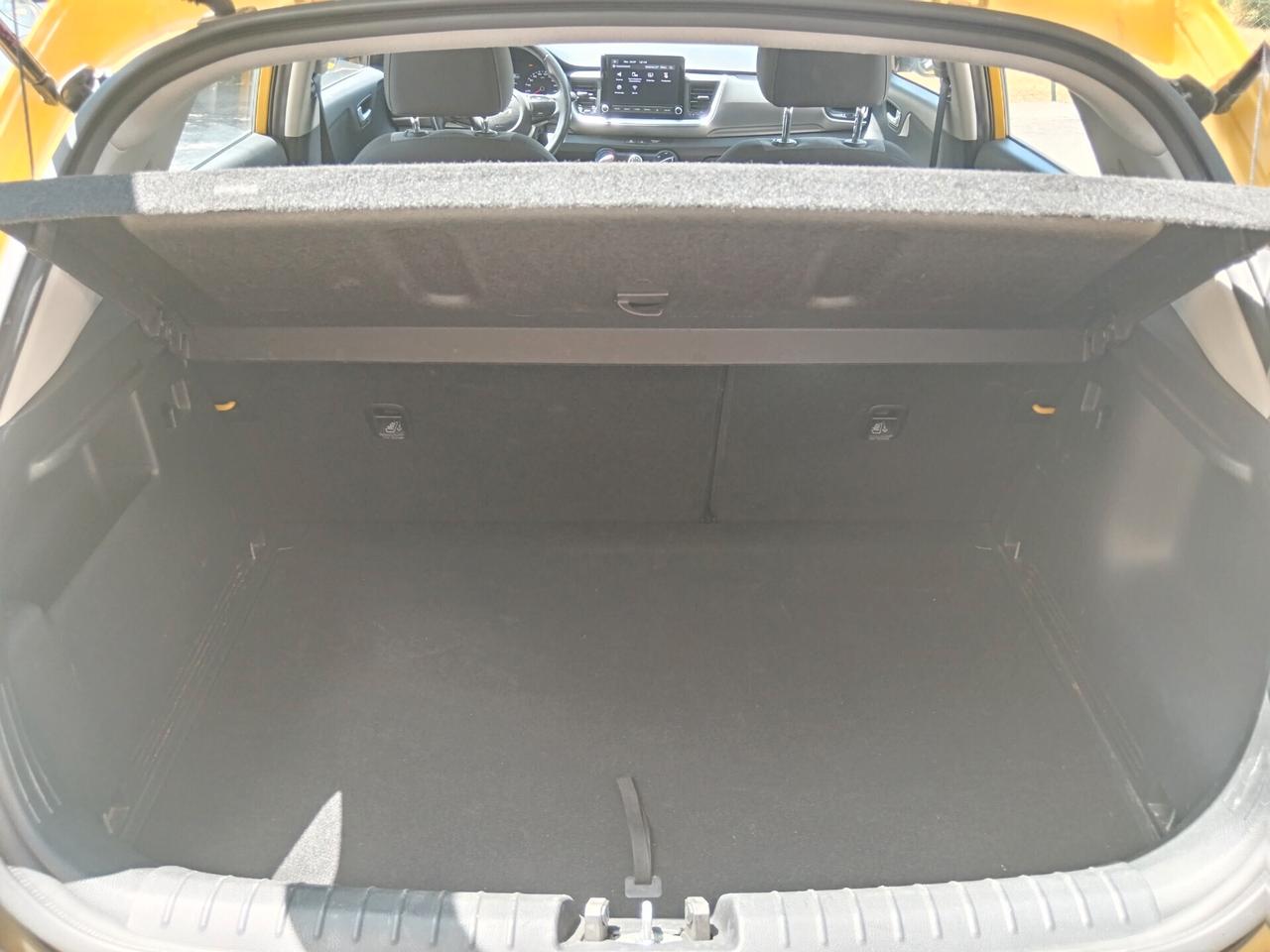 Kia Stonic 1.2 DPI 84CV RETROCAMERA CARPLAY