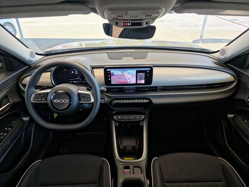 FIAT 600 1.2 Hybrid 145cv La Prima