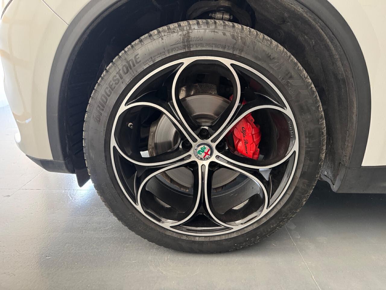 Alfa Romeo Stelvio 2.2 Turbodiesel 180 CV AT8 Q4