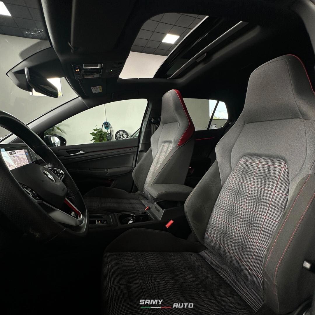 Volkswagen Golf GTI Golf 2.0 TSI GTI