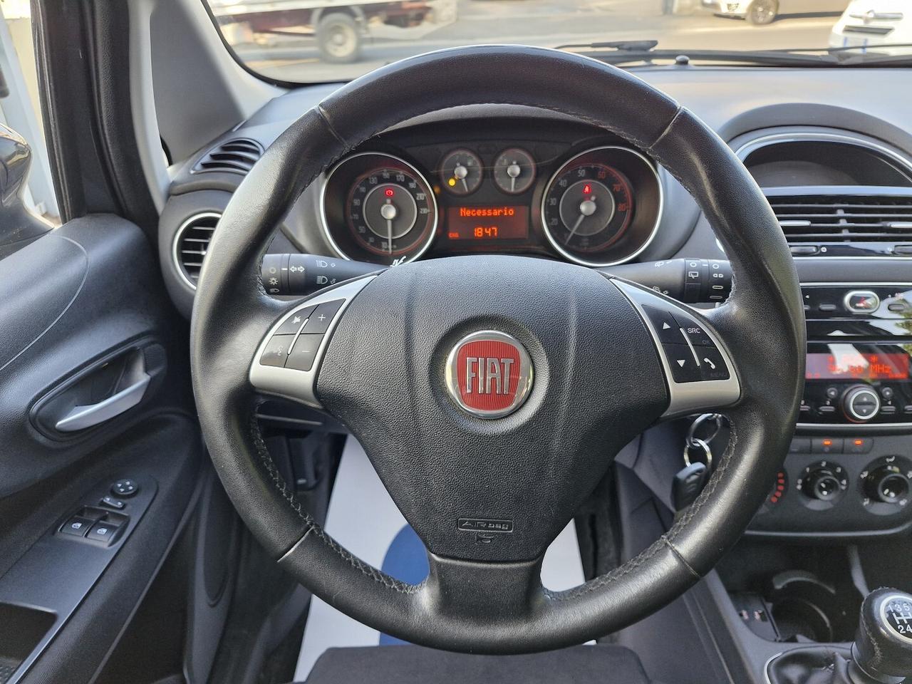 FIAT PUNTO 1.4 NATURAL POWER ANNO 2015 127000 KM