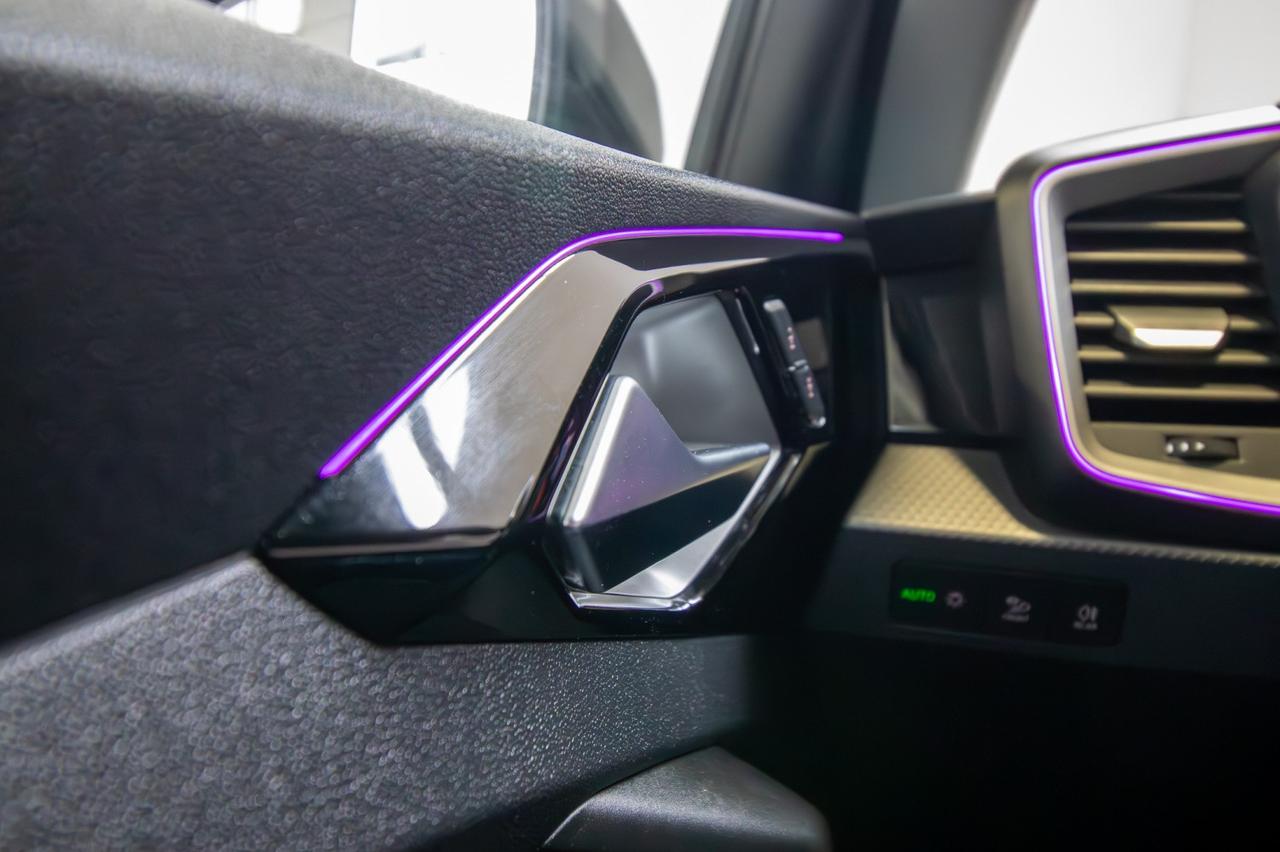 Audi A1 Sportback 30 Tfsi S Line S Tronic Identity Black