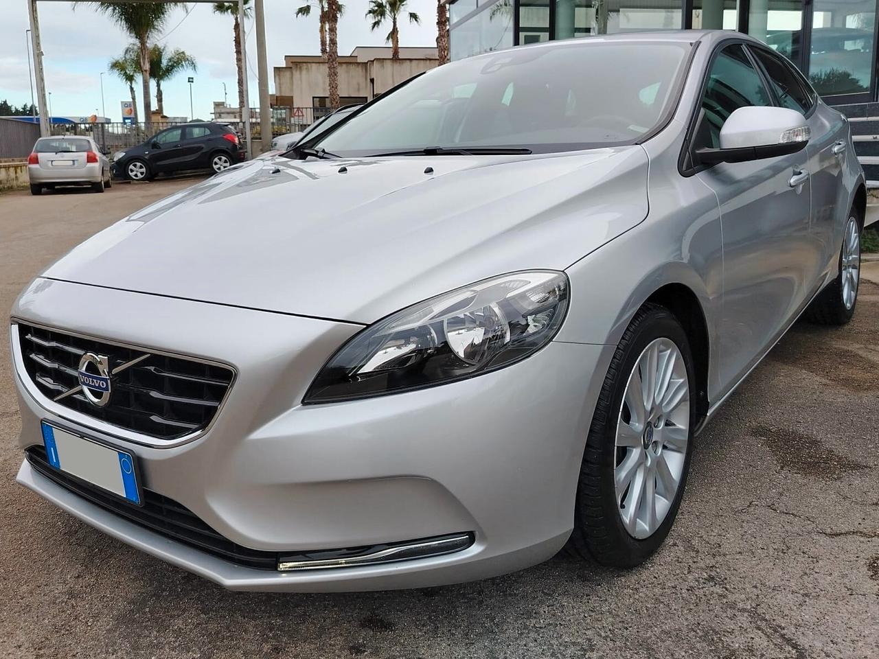 Volvo V40 D2 Momentum