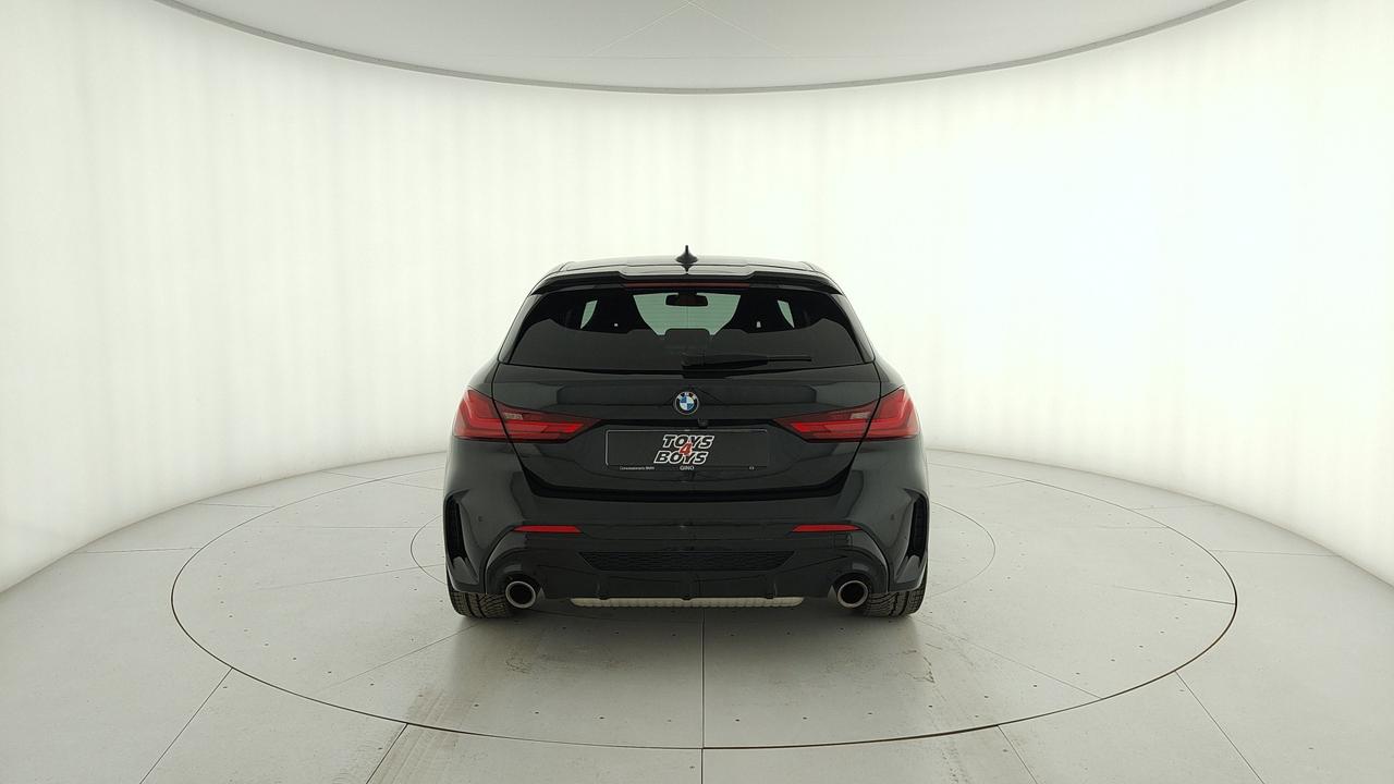 BMW Serie 1 F40 - M 135i xdrive auto