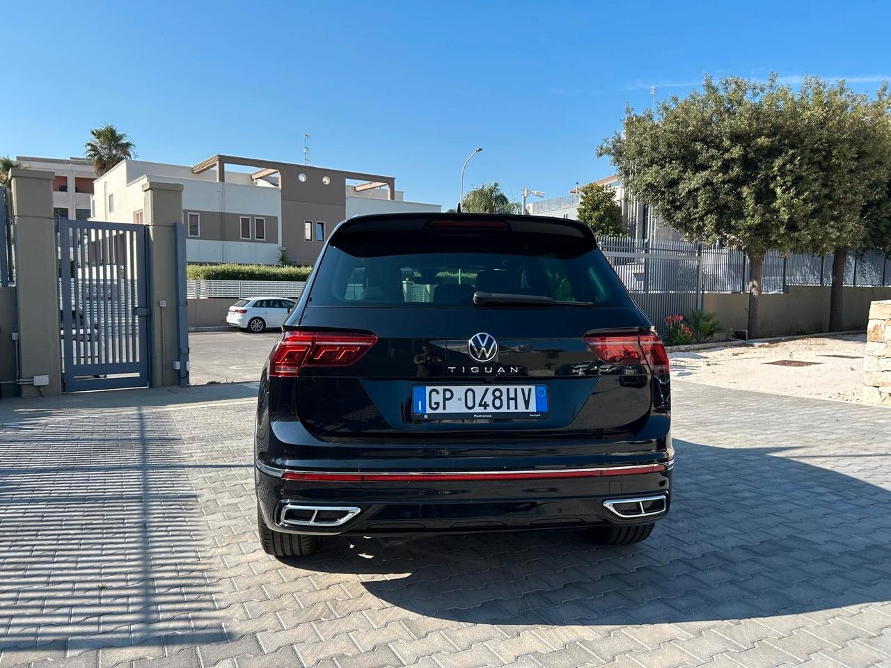 Volkswagen Tiguan 2.0 TDI 150 CV SCR DSG R-Line