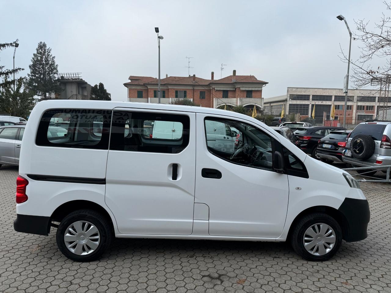 Nissan NV200 1.5 dCi 90CV Bus