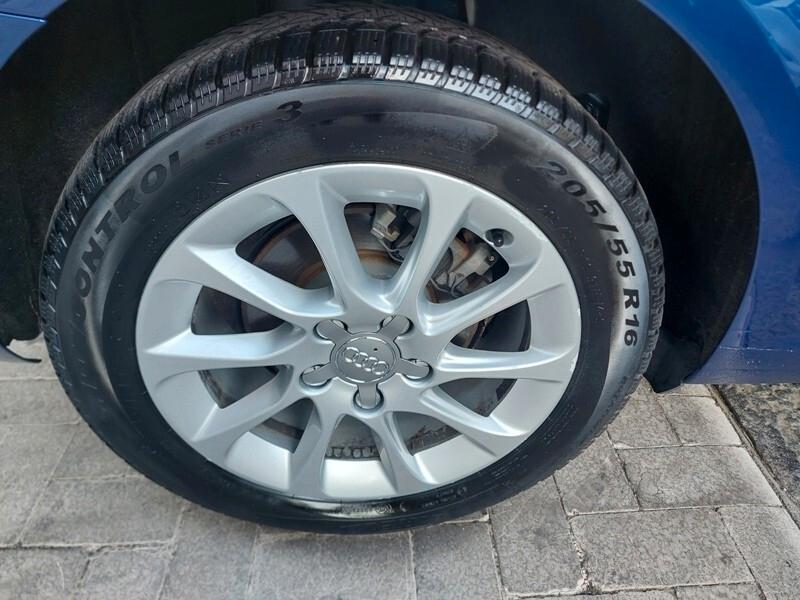 Audi A3 SPB 1.6 TDI clean diesel Attraction