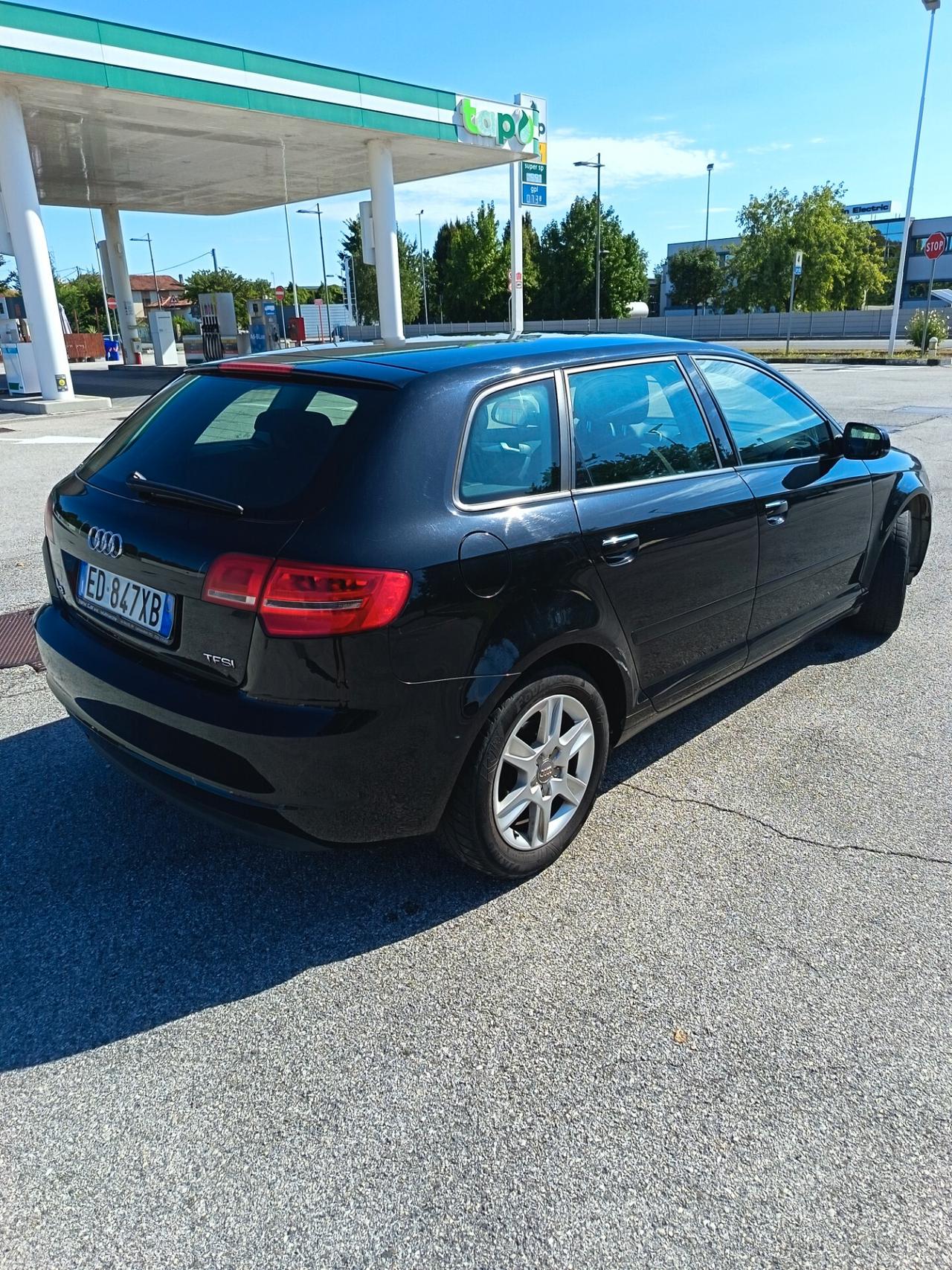 Audi A3 Cabrio 1.2 TFSI Young Edition