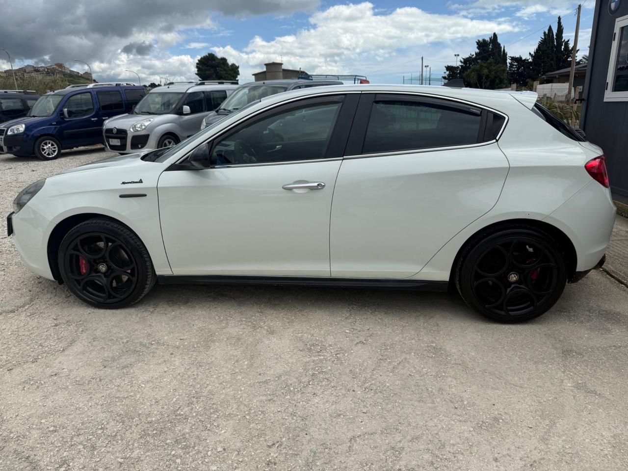 Alfa Romeo Giulietta 2.0 JTDm-2 140 CV Distinctive
