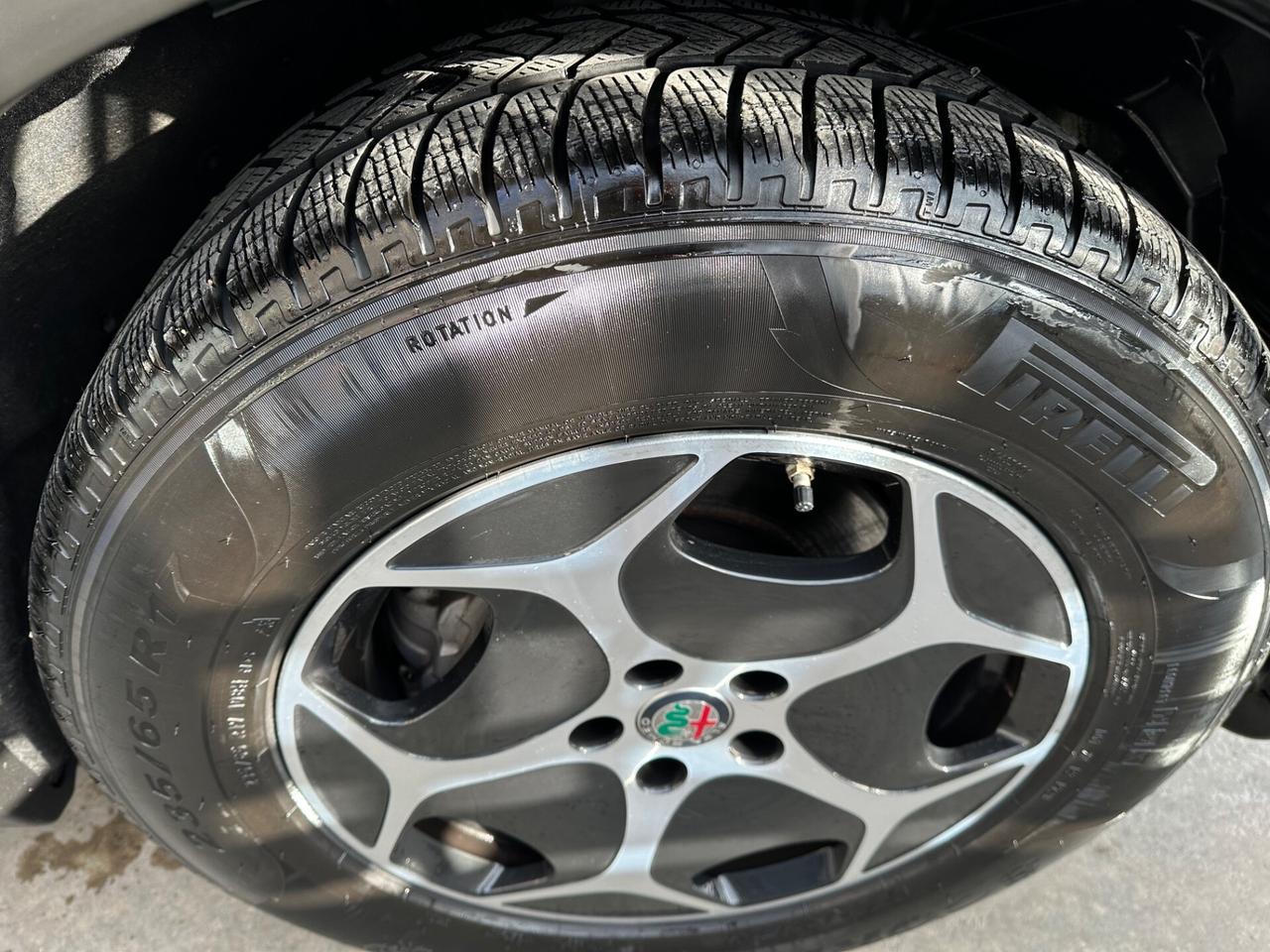 Alfa Romeo Stelvio 2.2 Turbodiesel 190 CV AT8 RWD Business