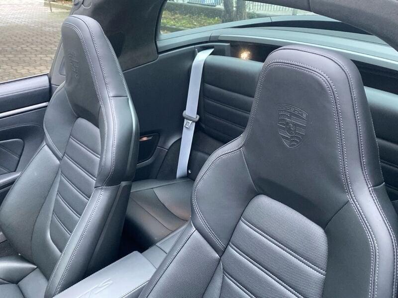 Porsche 911 911 Targa 4 GTS 541 CV (992.2)