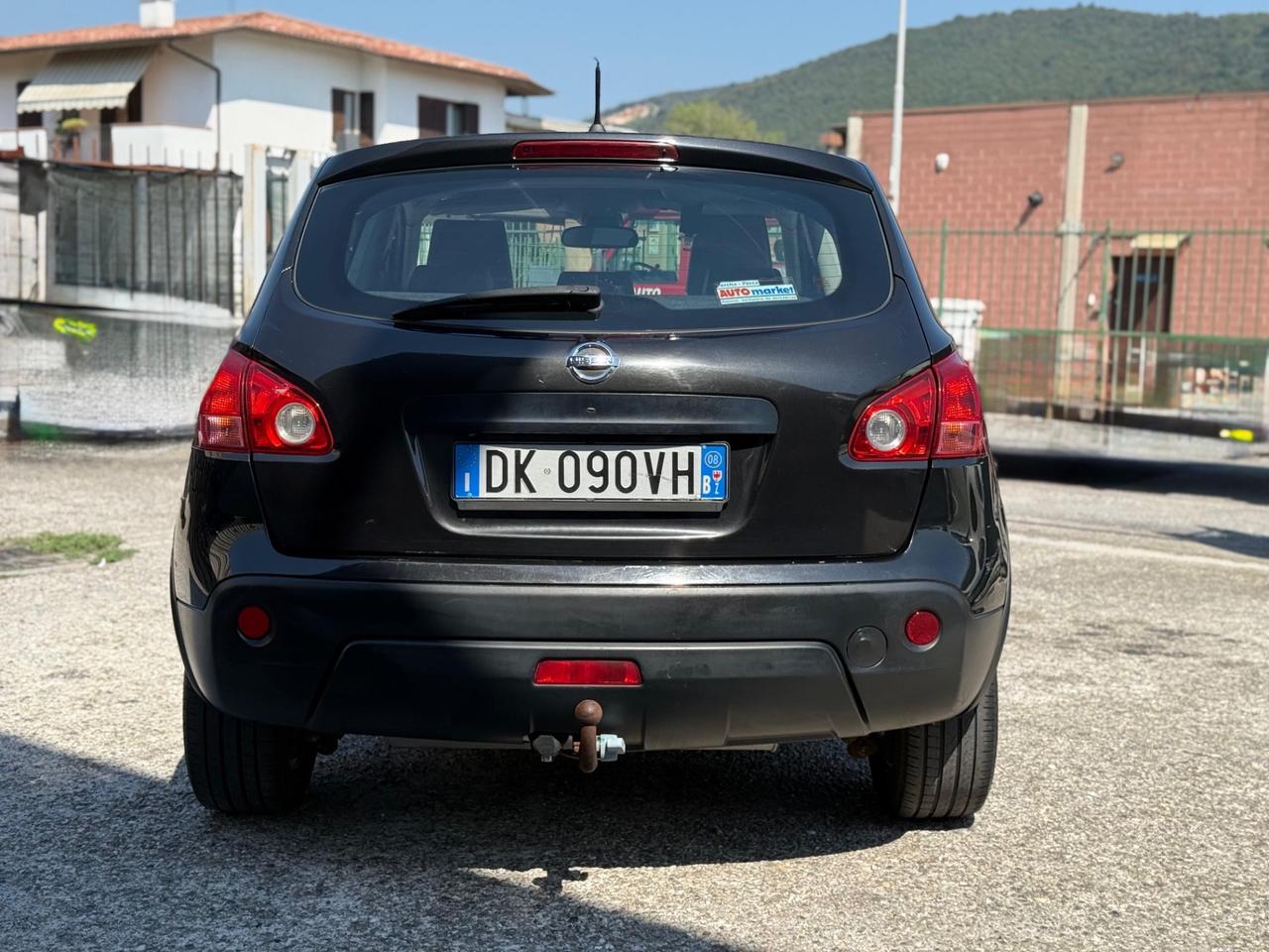 Nissan Qashqai 2.0 benz 4x4 km 83 mil anno 2008 gancio traino