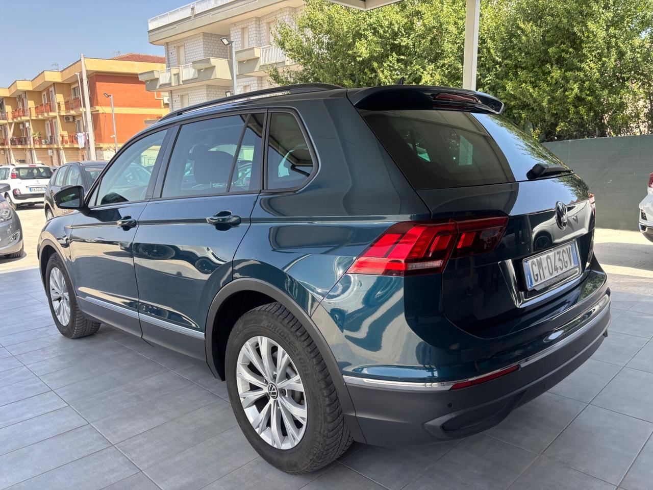Volkswagen Tiguan 2.0 TDI 150 CV SCR DSG R-Line
